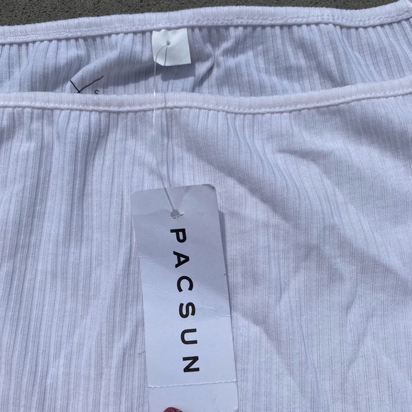 NWT Off the shoulder crop top - Picture 3 of 6